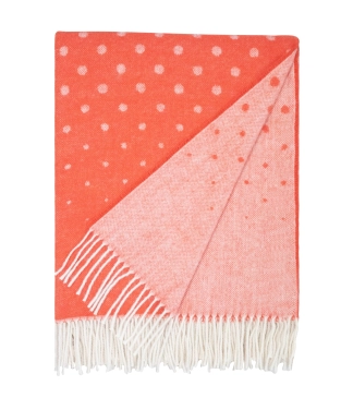 Alpakos vilnos pledas su kutais