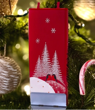 kalėdinė žvakė raudona dekoruota