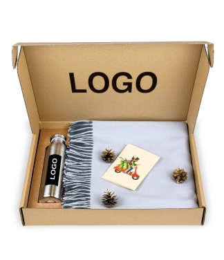 Įmonių dovanos su logotipu: Merino pledas ir gertuvė rinkinys
