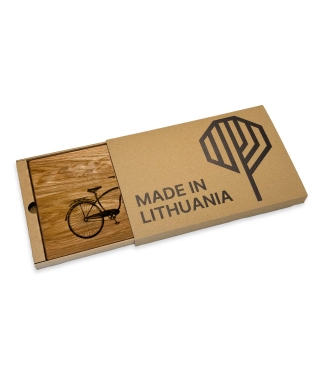 Dovana įkurtuvėms medinė pjaustymo lentelė