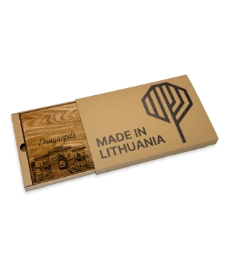 Stilinga pjaustymo lentelė su dėžute