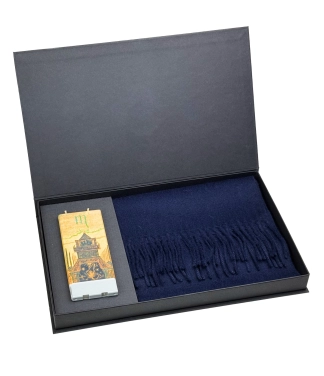 kalediniai dovanu rinkiniai salikas ir zvake