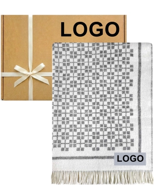 Originali verslo dovana pledas ir dėžutė su logotipu