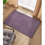 kilimas svetainei levandu spalvos