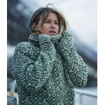 Vilnonis megztinis moterims Svalbard 4