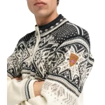 stilingas raštuotas megztinis 4