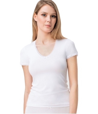 balti marškinėliai su nėriniais moterims